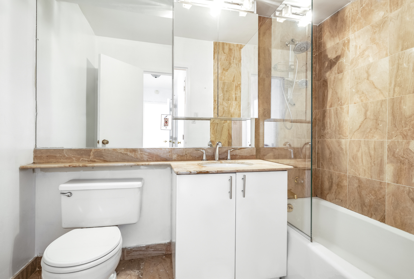 166 East 63rd Street, Unit 2F Manhattan, NY 10065 - Photo 7 of 10