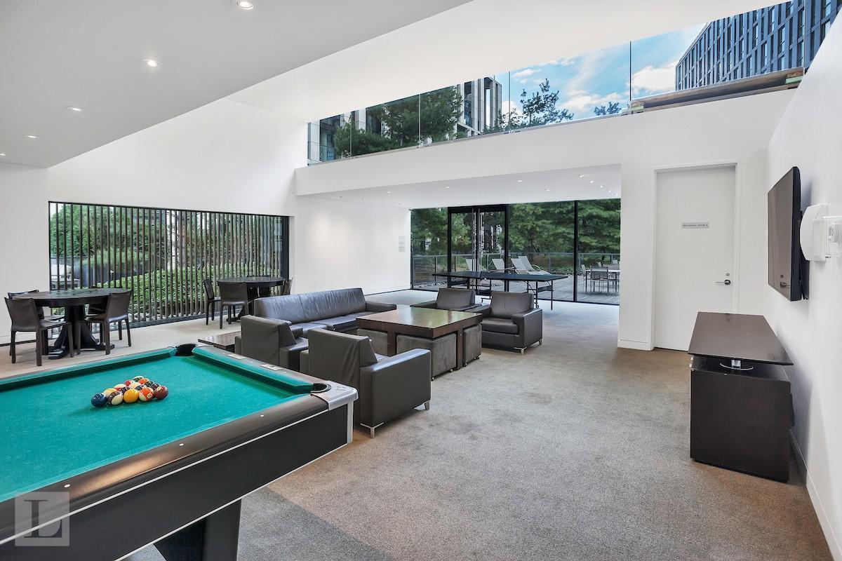 101 Warren Street, Unit 11D Manhattan, NY 10007 - Photo 13 of 16