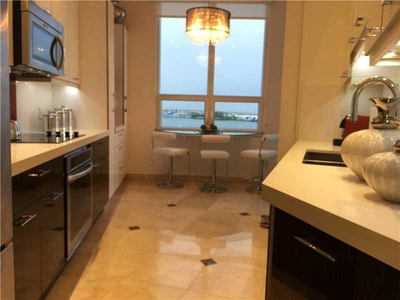 848 Brickell Key Drive, Unit 602 Miami, FL 33131 - Photo 10 of 27