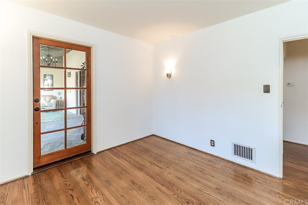 975 Hillcrest Drive Upland, CA 91784 - Photo 32 of 65