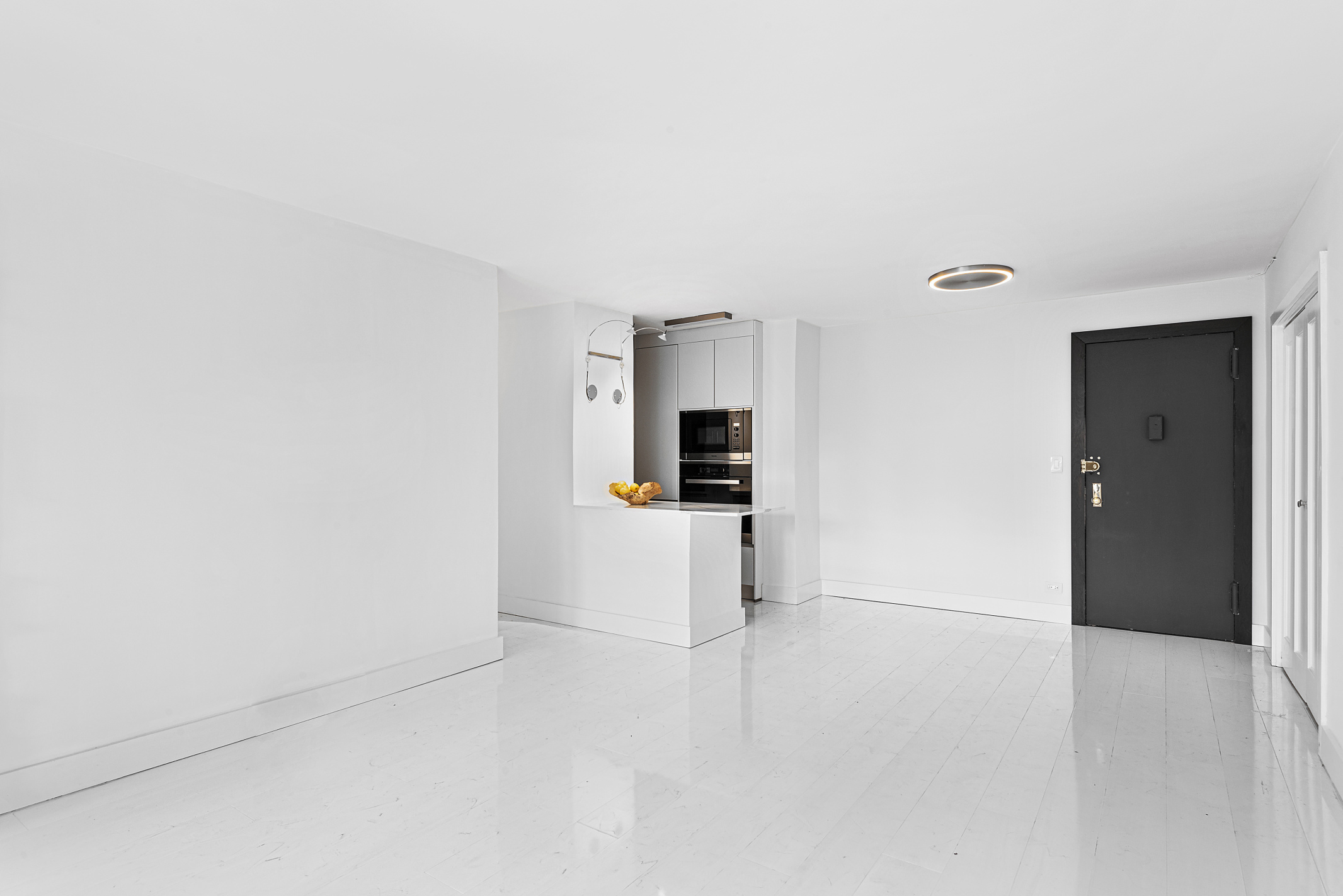 300 East 71st Street, Unit 15C Manhattan, NY 10021 - Photo 2 of 9