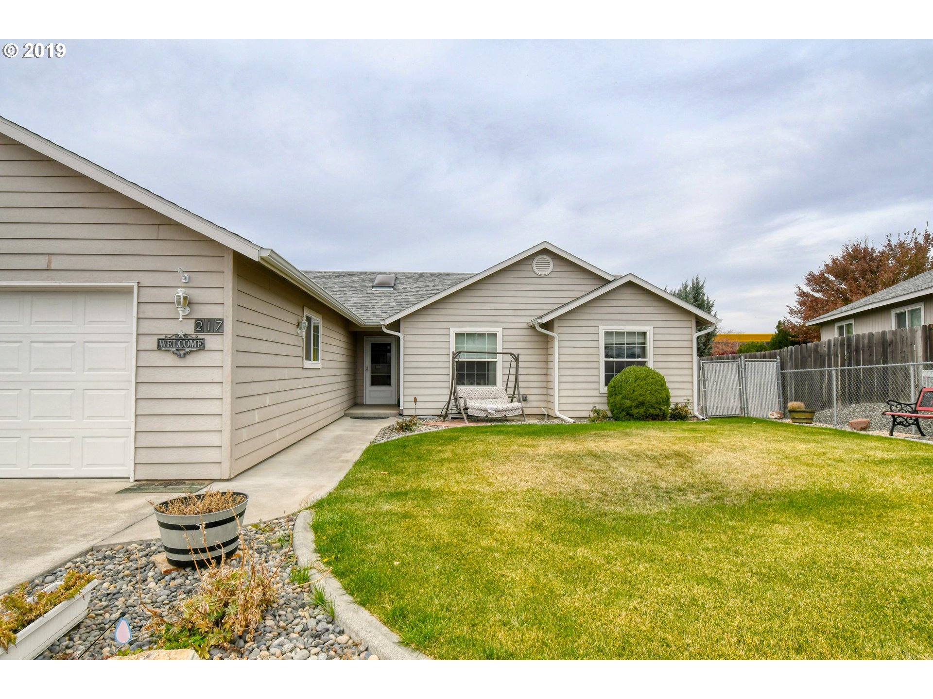 217 Southwest Quinney Place Pendleton, OR 97801 - Photo 2 of 32