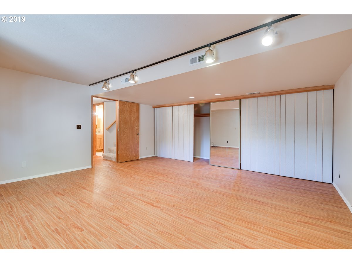 6205 Southwest Wilson Avenue Beaverton, OR 97008 - Photo 11 of 14