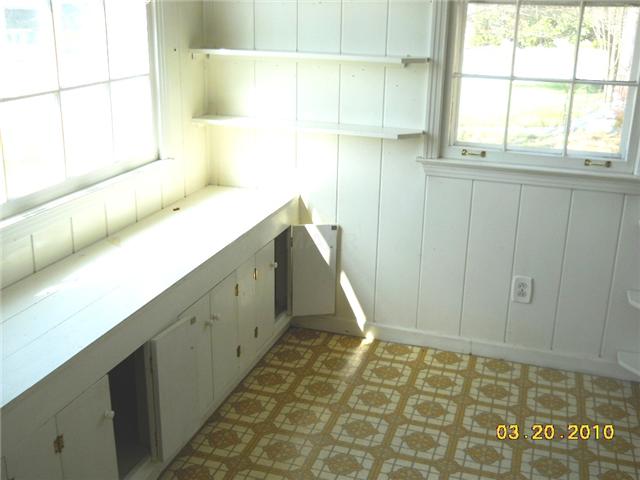 4862 Southern Road Memphis, TN 38117 - Photo 3 of 12 Breakfast room