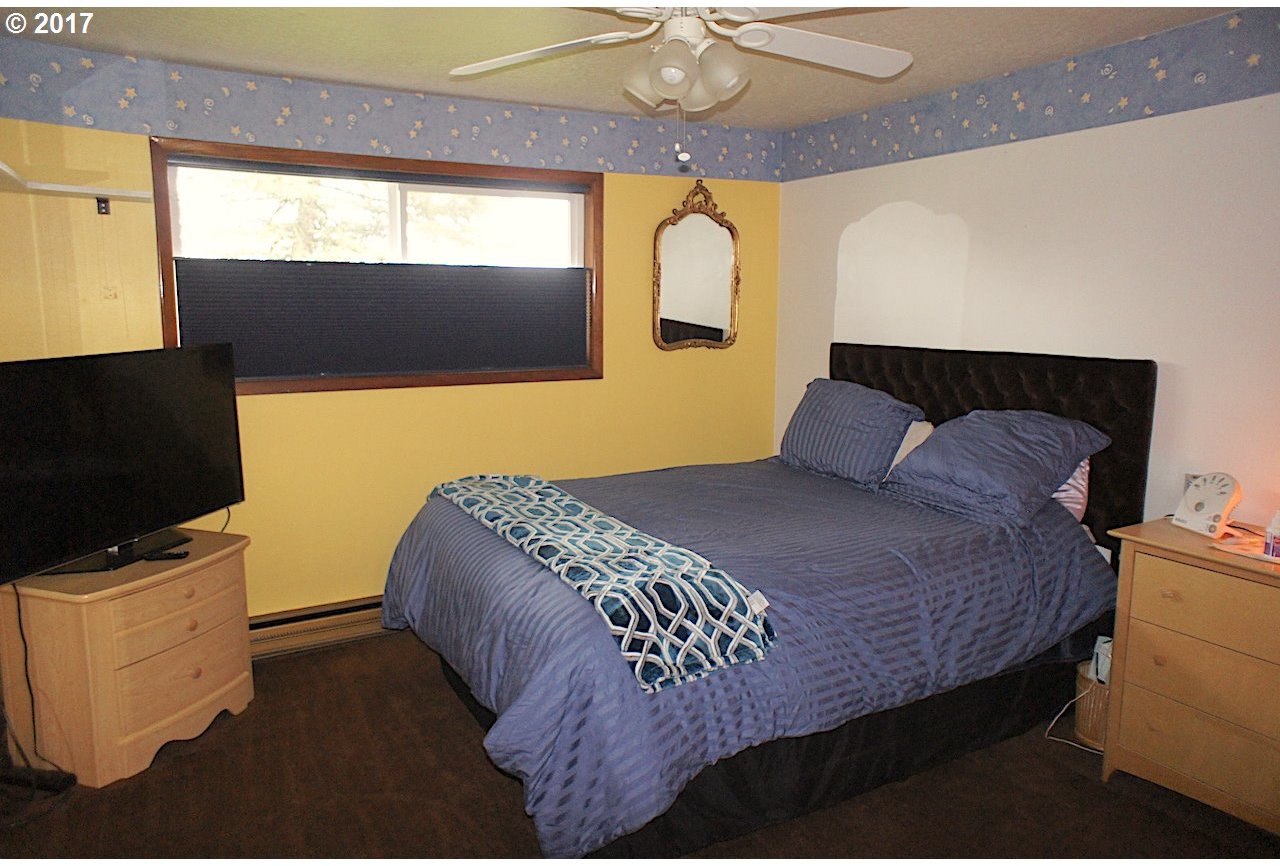 8783 Broadacres Road Northeast Aurora, OR 97002 - Photo 3 of 26 Gallery Image 3