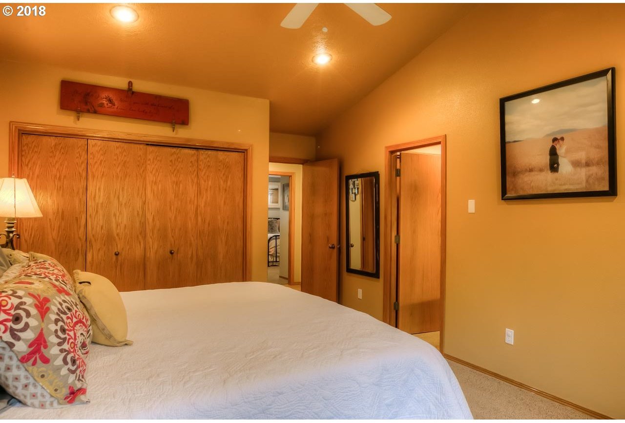 11631 Steinkamp Road Southeast Aumsville, OR 97325 - Photo 13 of 31 Gallery Image 13
