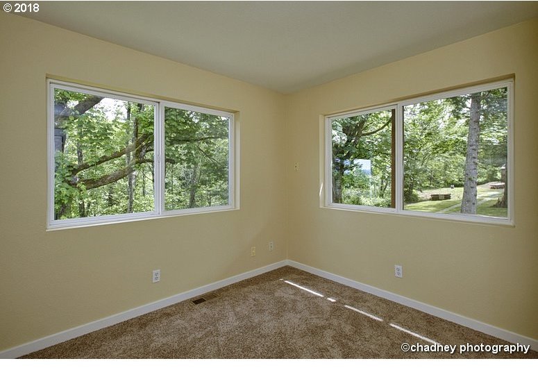 37432 Northeast Clara Smith Road Corbett, OR 97019 - Photo 8 of 32 Gallery Image 8