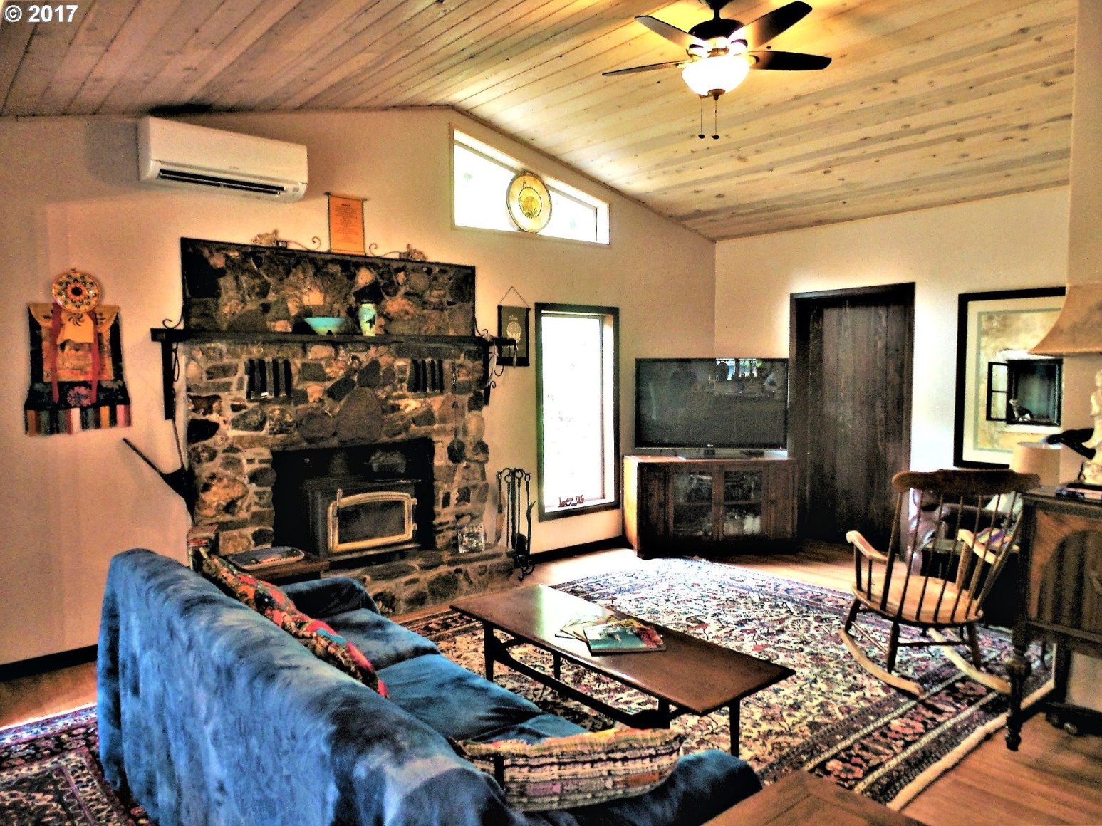 15999 Nonpareil Road Sutherlin, OR 97479 - Photo 5 of 32 Gallery Image 5