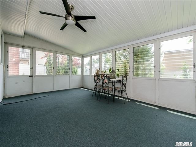 1658 Westmoreland Road Merrick, NY 11566 - Photo 16 of 19