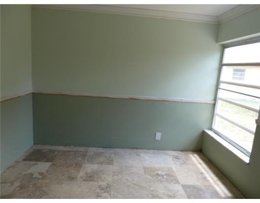 8763 Southwest 50th Place Cooper City, FL 33328 - Photo 8 of 8
