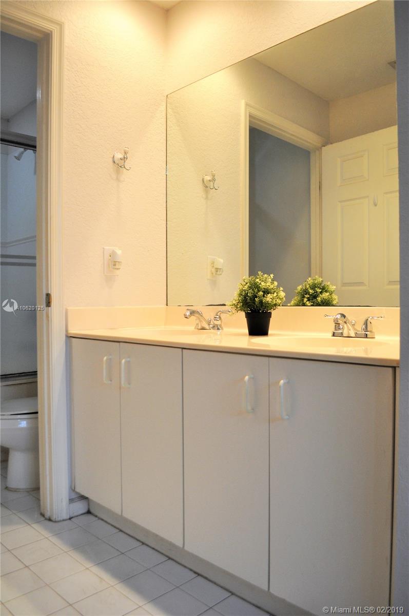 18709 Southwest 28th Street Miramar, FL 33029 - Photo 13 of 25