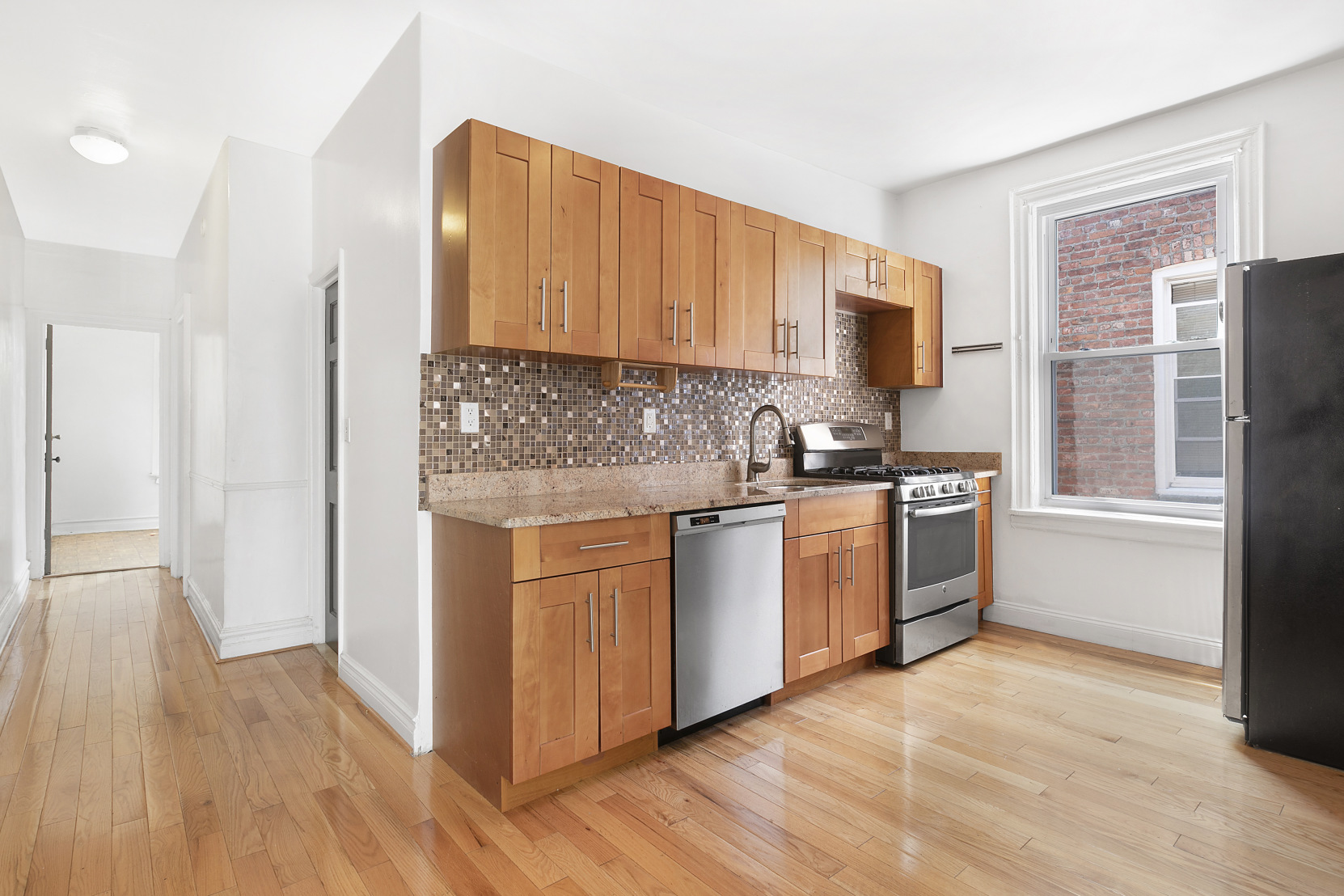 334 Maple Street, Unit 2 Brooklyn, NY 11225 - Photo 4 of 5