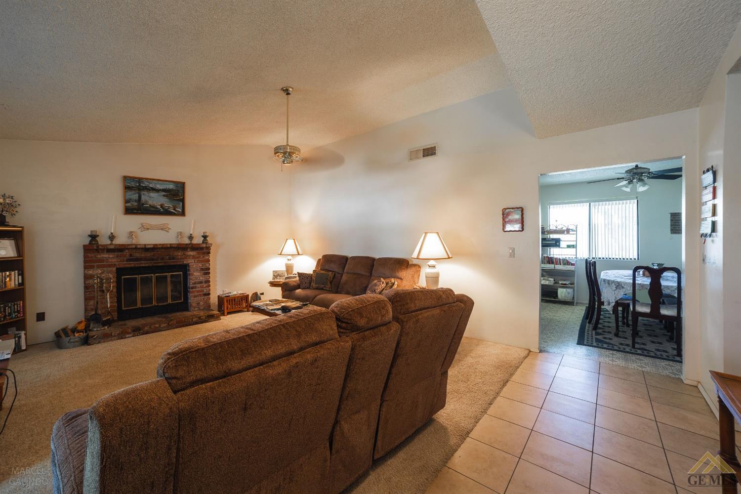 321 Pearson Avenue Bakersfield, CA 93308 - Photo 6 of 29