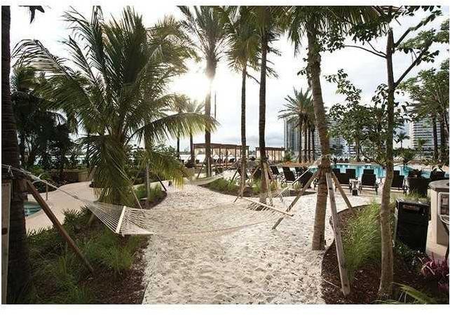 1500 Bay Road, Unit 1510S Miami Beach, FL 33139 - Photo 20 of 23