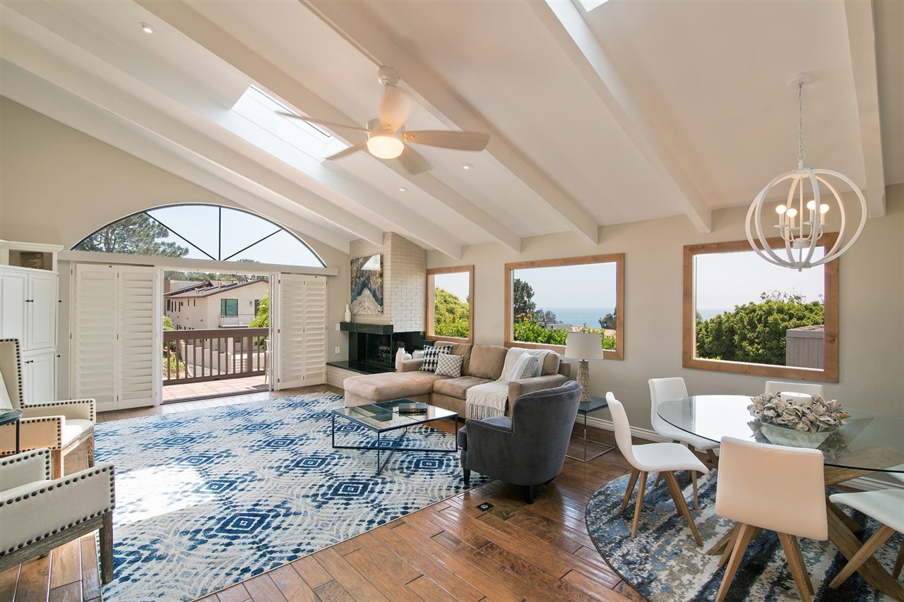 2114 De Mayo Road Del Mar, CA 92014 - Photo 3 of 25