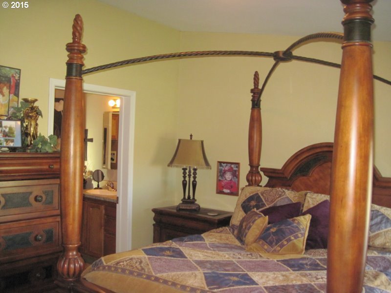 3072 Southwest River View Drive Pendleton, OR 97801 - Photo 7 of 17