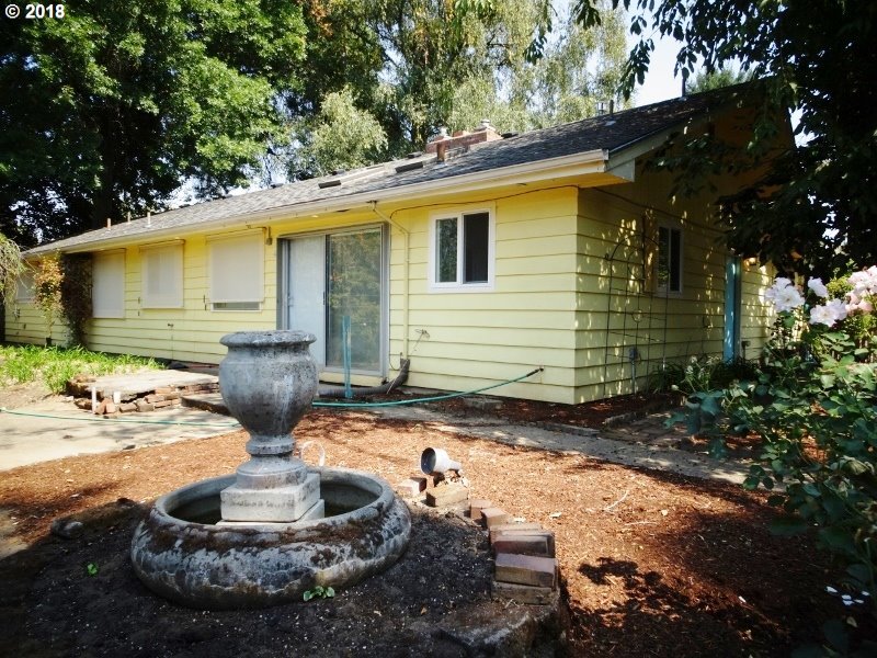 565 Northeast South Nebergall Loop Albany, OR 97321 - Photo 23 of 32 Gallery Image 23