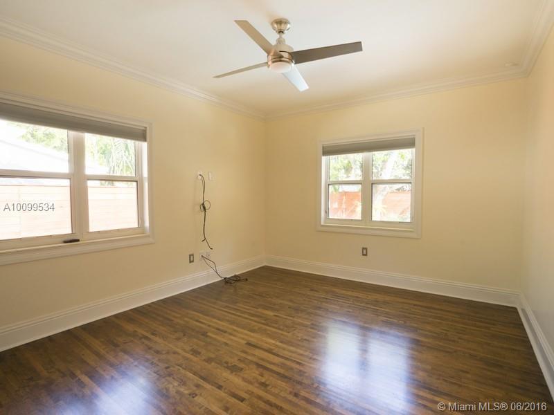 560 Northeast 57th Street Miami, FL 33137 - Photo 16 of 31