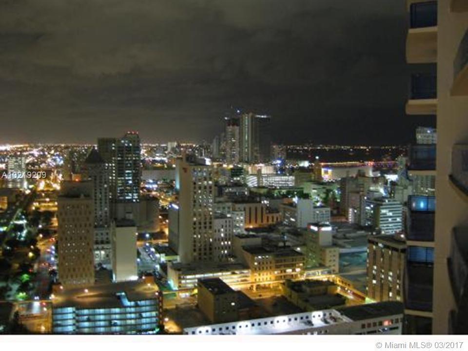 90 Southwest 3rd Street, Unit 4305 Miami, FL 33130 - Photo 14 of 26