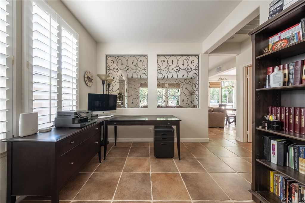 12 Poway Irvine, CA 92602 - Photo 11 of 31 Office/4th bedroom option