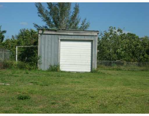 13960 Southwest 216th Street Miami, FL 33177 - Photo 4 of 8