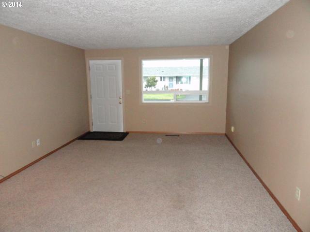 1641 Quinn Road Woodburn, OR 97071 - Photo 2 of 9 Gallery Image 2
