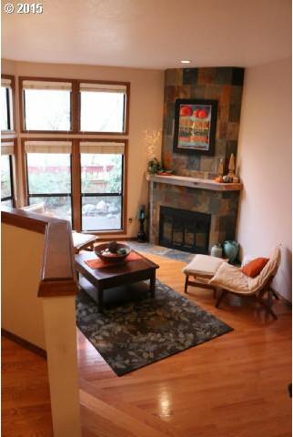 5213 Southwest View Point Terrace Portland, OR 97239 - Photo 2 of 9