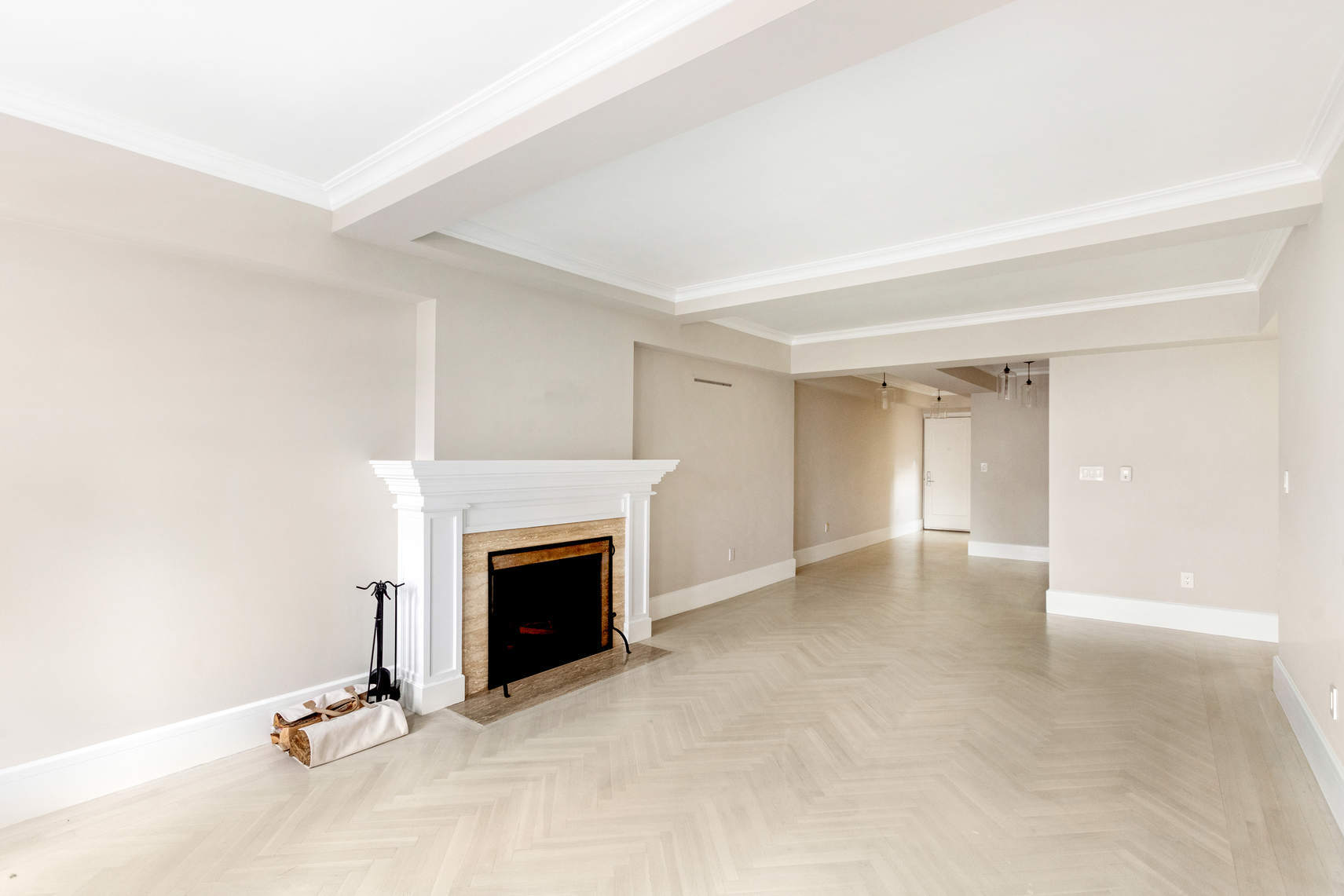 167 East 82nd Street, Unit 9B Manhattan, NY 10028 - Photo 3 of 13