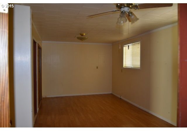 404 Williams Road Yoncalla, OR 97499 - Photo 5 of 6