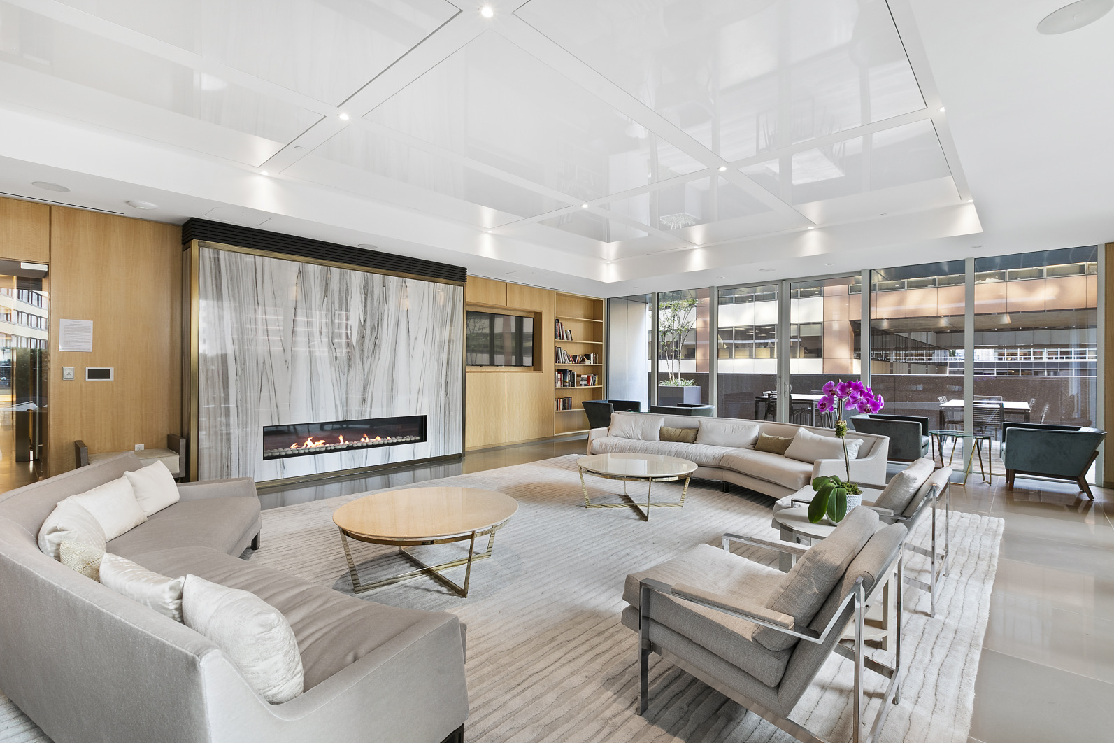 135 West 52nd Street, Unit PH1 Manhattan, NY 10019 - Photo 23 of 27