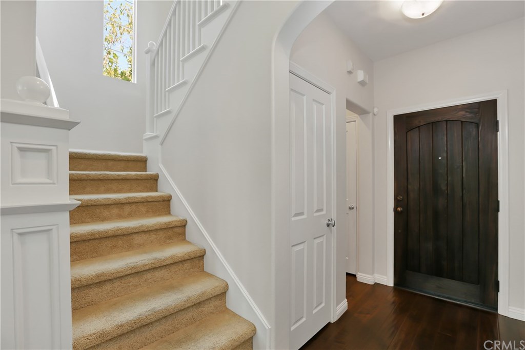 84 Loganberry Irvine, CA 92620 - Photo 5 of 43