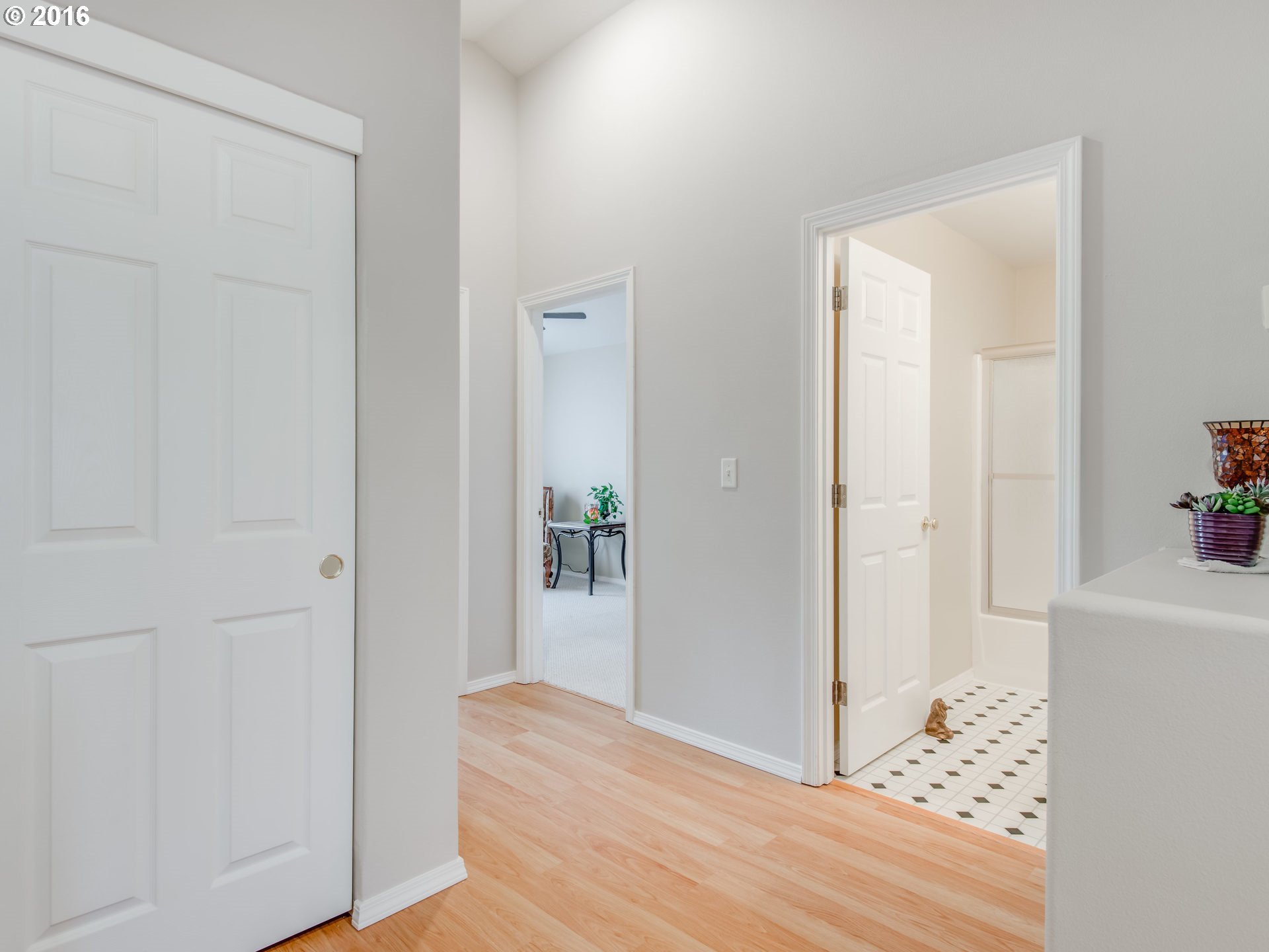 5828 Southeast 16th Loop Gresham, OR 97080 - Photo 12 of 21