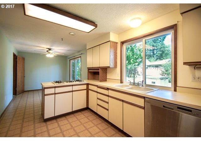 1390 Northwest Murray Road Portland, OR 97229 - Photo 3 of 18 Gallery Image 3