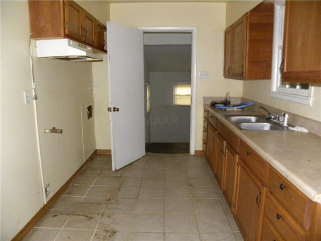 3204 Clarendon Road Memphis, TN 38118 - Photo 3 of 11