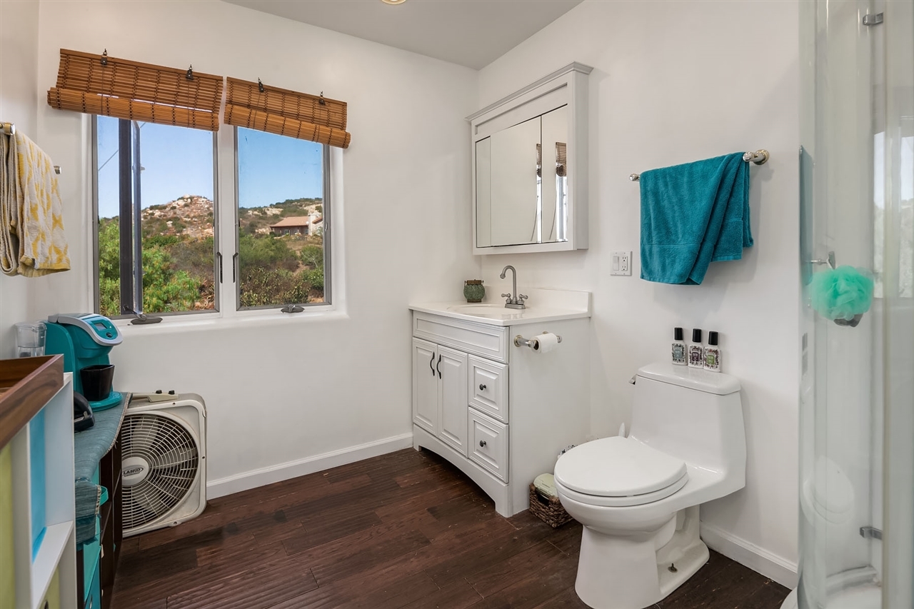 32544 Mountain View Road Bonsall, CA 92003 - Photo 12 of 25