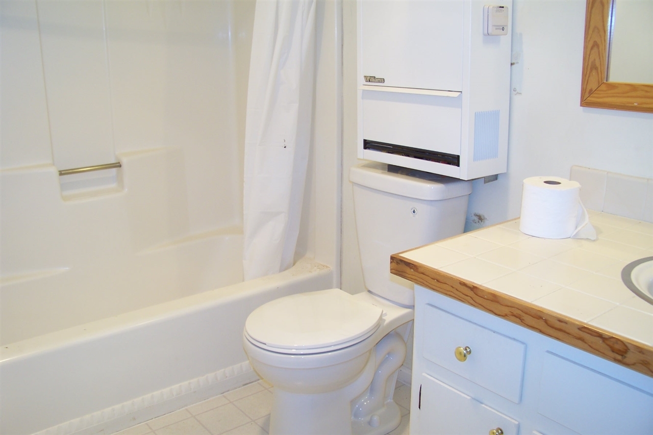 4048 Pala Road Oceanside, CA 92057 - Photo 9 of 23