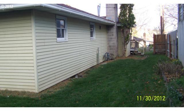 819 Southwest 6th Street Pendleton, OR 97801 - Photo 4 of 16