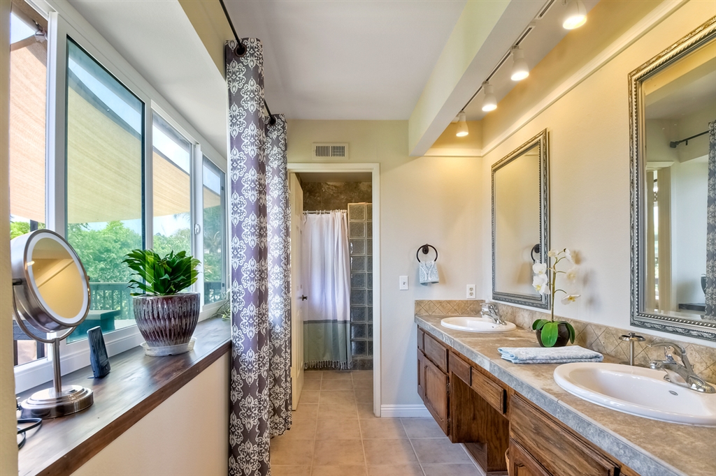 944 Alyssum Road Carlsbad, CA 92011 - Photo 11 of 20 Master Bath area with potential for a private outdoor entry to deck per HOA guidelines.