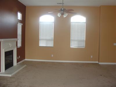 2821 Crescent Ridge Street Bakersfield, CA 93313 - Photo 3 of 20 Gallery Image 3