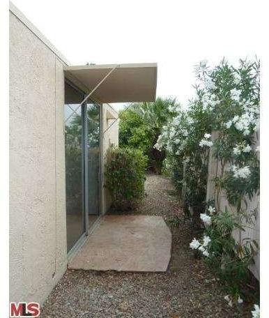 360 Cabrillo Road, Unit 211 Palm Springs, CA 92262 - Photo 10 of 28 Gallery Image 10