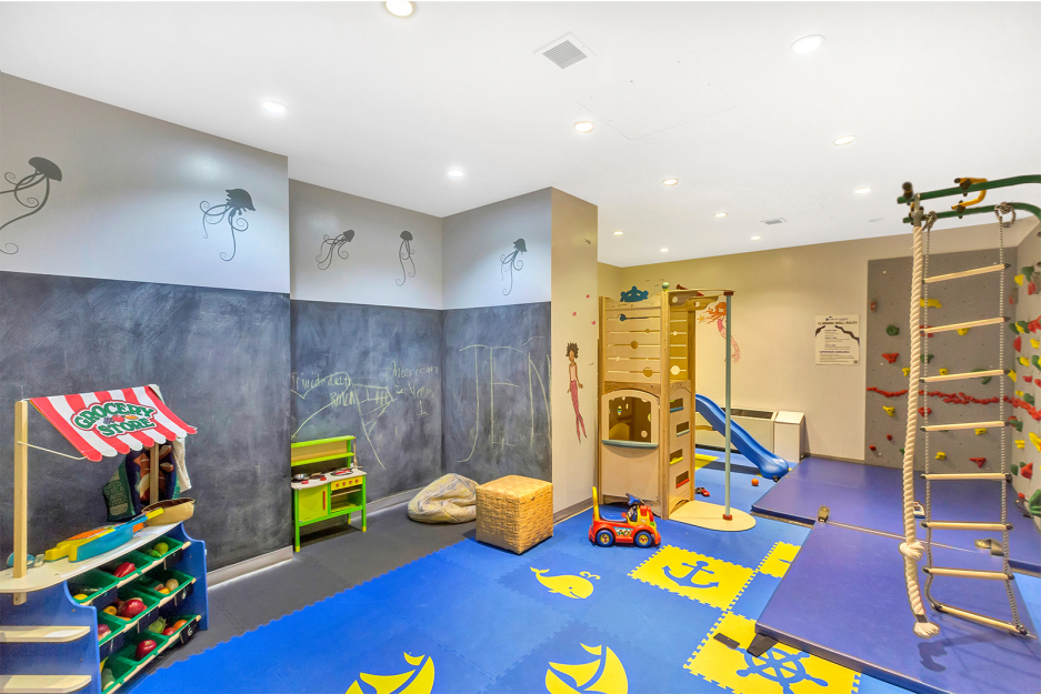 99 John Street, Unit 2304 Manhattan, NY 10038 - Photo 17 of 20