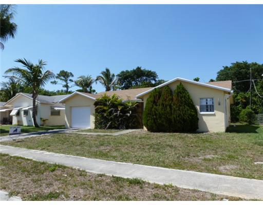 9453 Southwest 1st Place Boca Raton, FL 33428 - Photo 3 of 9