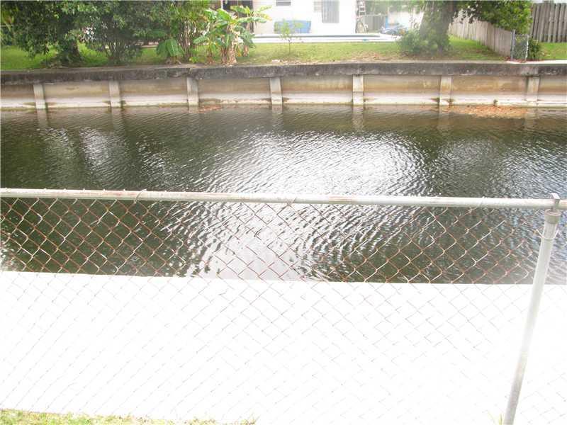 1656 West River Drive Margate, FL 33063 - Photo 7 of 29