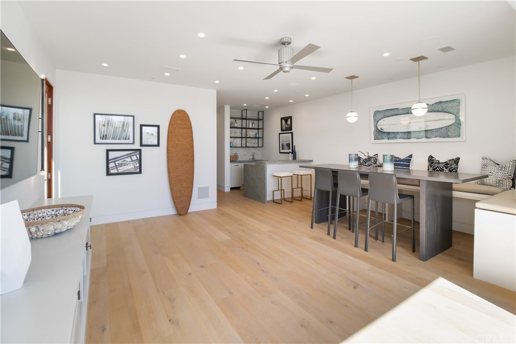 2120 The Strand Hermosa Beach, CA 90254 - Photo 31 of 51