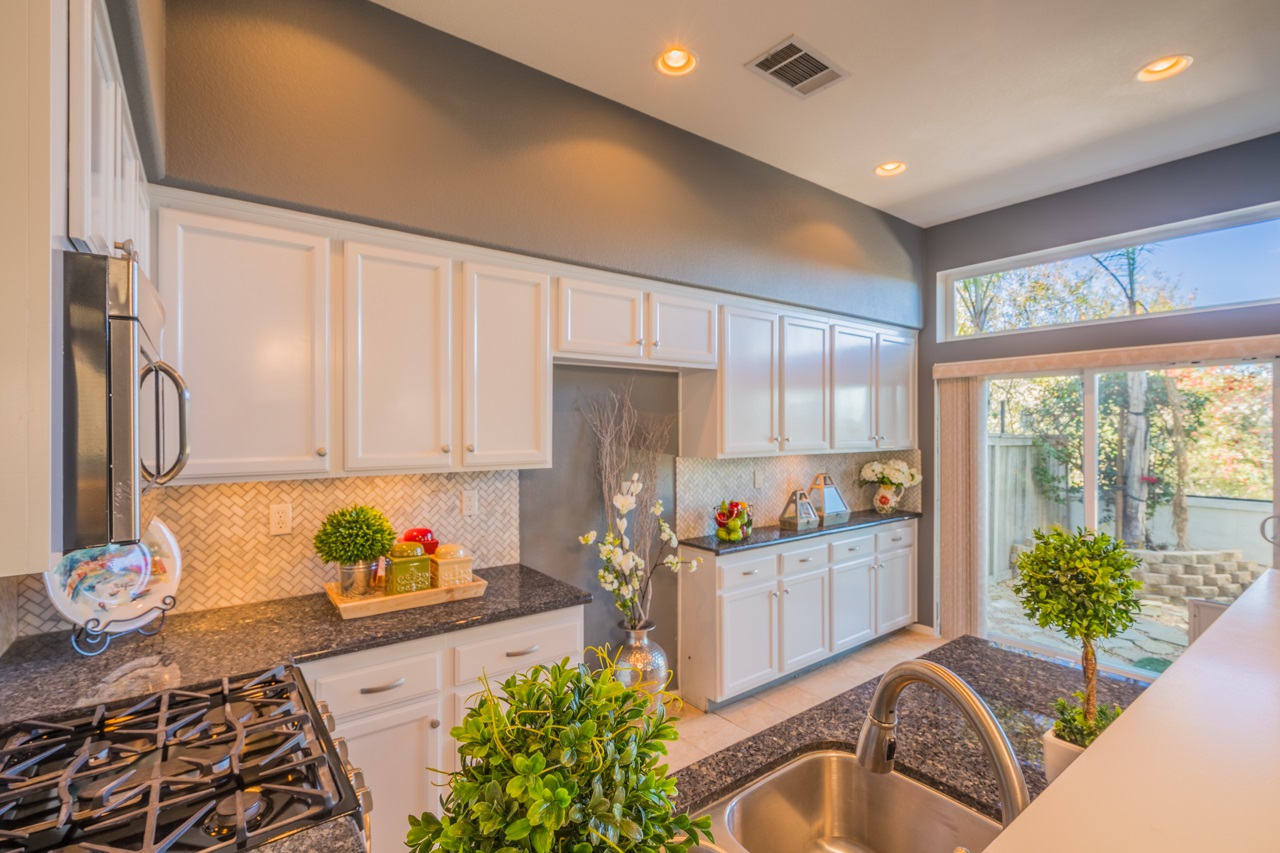 16941 Meadowlark Ridge Road, Unit 3 San Diego, CA 92127 - Photo 10 of 23