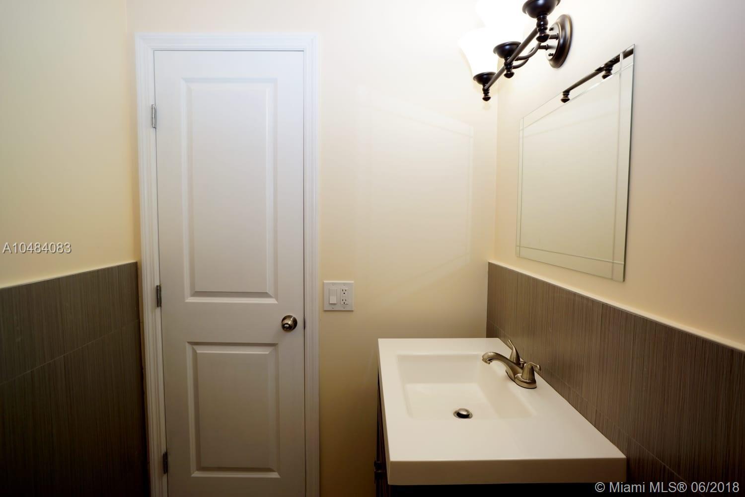 1820 West 58th Street, Unit 251 Hialeah, FL 33012 - Photo 24 of 30