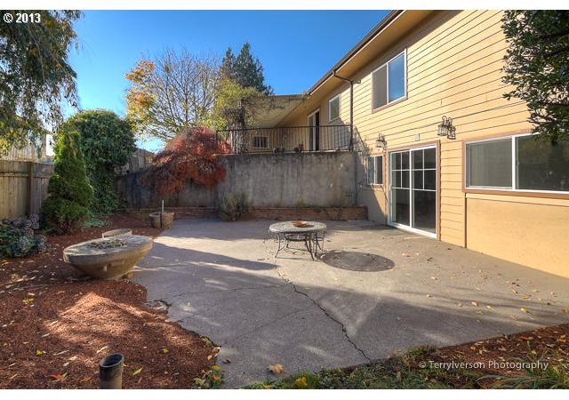 5234 Southeast Powell Valley Road Gresham, OR 97080 - Photo 8 of 16 Gallery Image 8
