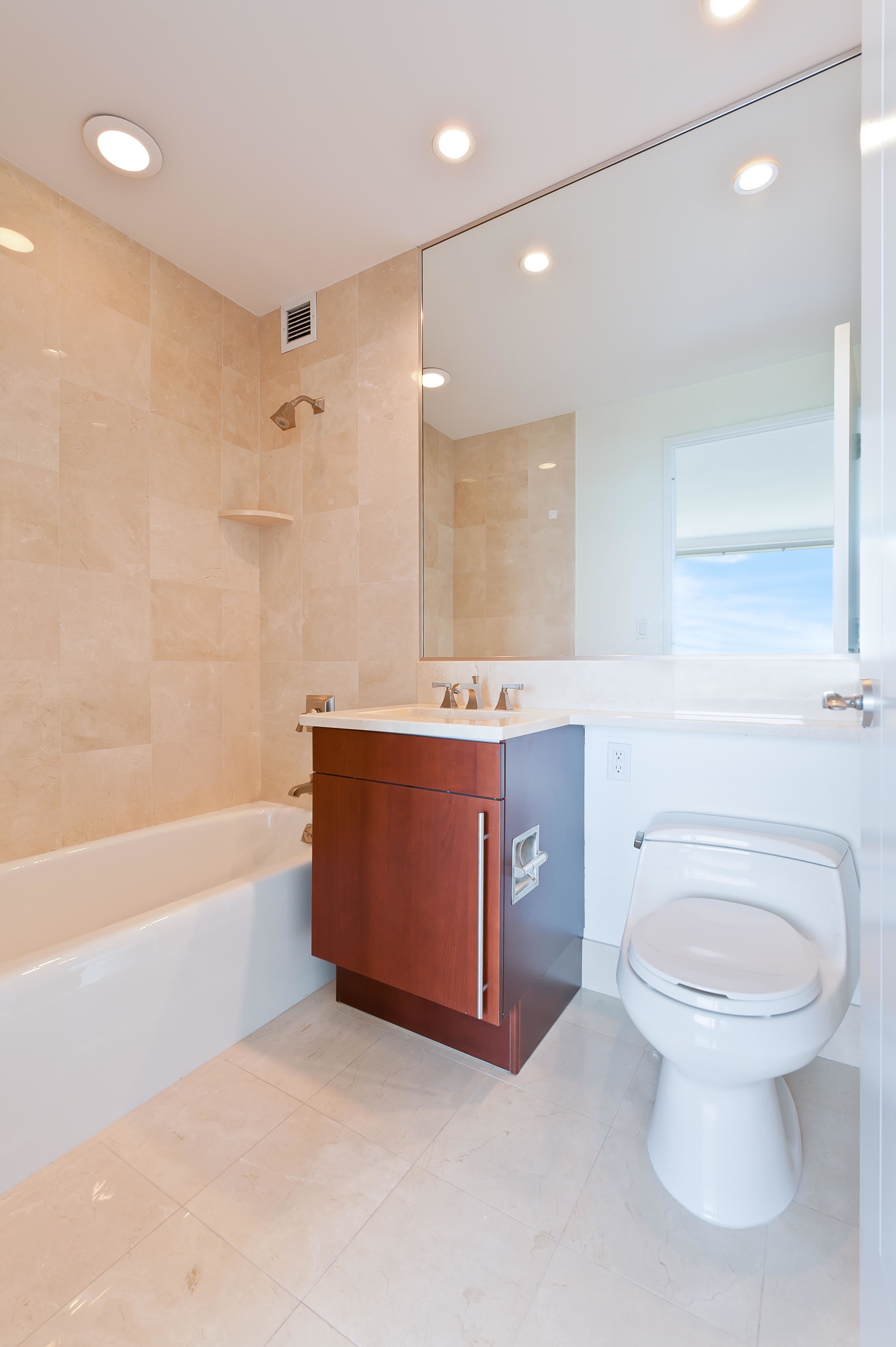 240 Riverside Boulevard, Unit 10A Manhattan, NY 10069 - Photo 12 of 14