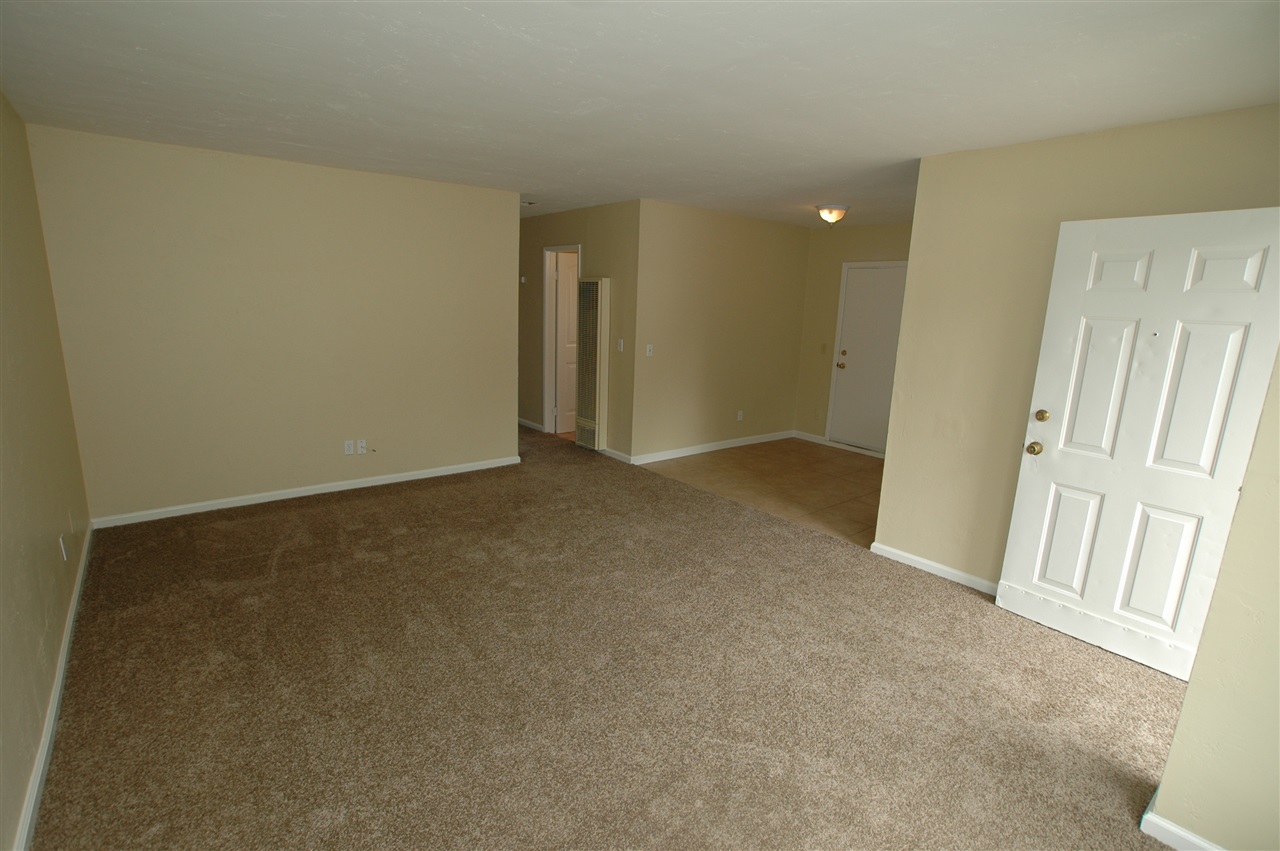 11720 Waterhill Road Lakeside, CA 92040 - Photo 6 of 13 Gallery Image 6