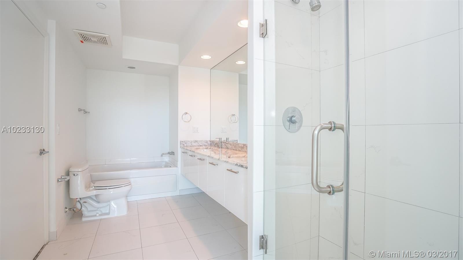 500 Brickell Avenue, Unit 800 Miami, FL 33131 - Photo 14 of 30